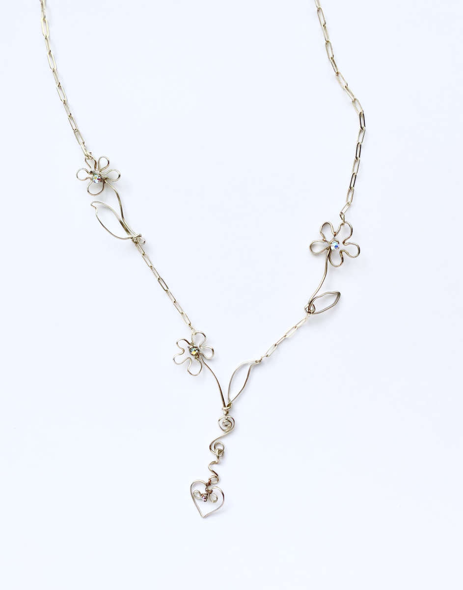 Flower Lariat